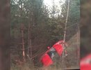 Вылетела с трассы и «зависла» между деревьями: на Ново-Московском тракте произошло необычное ДТП