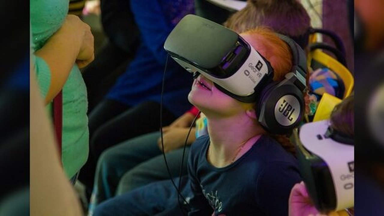 Главная картинка новости: Выходные в Екатеринбурге c 21 по 22 октября:выбираем «Веселую жизнь» и Криса Нормана, а детей отправляем в Космос