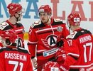 «Автомобилист» по буллитам переиграл казанский «Ак Барс»