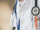 В свердловском детсаду детей лечили просроченными лекарствами