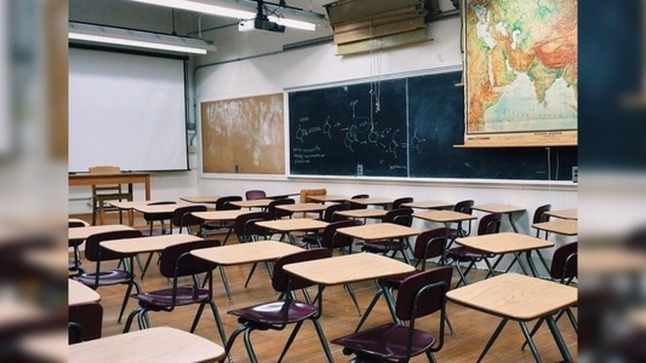 Главная картинка новости: За три года в Екатеринбурге построят 8 новых школ