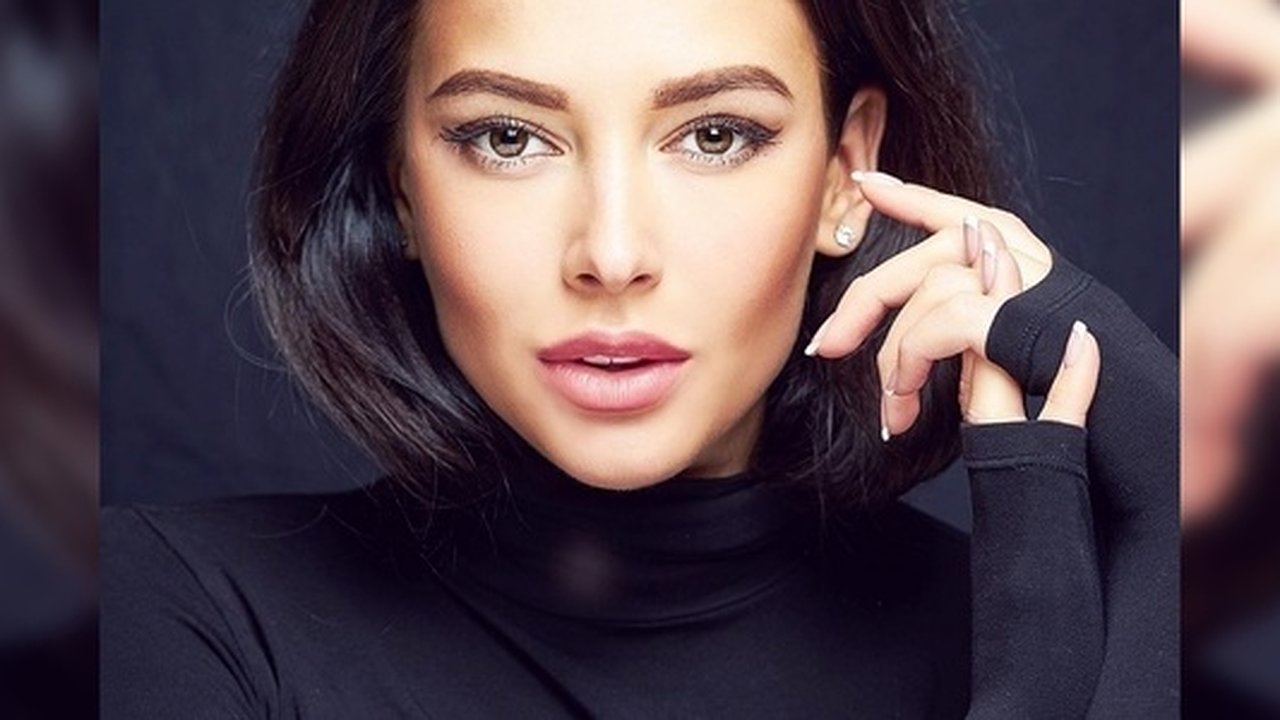 Главная картинка новости: Уральская модель София Никитчук вступила в Putin Team