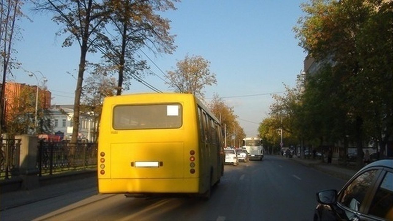 Главная картинка новости: В Екатеринбурге исчезнет маршрутка № 052