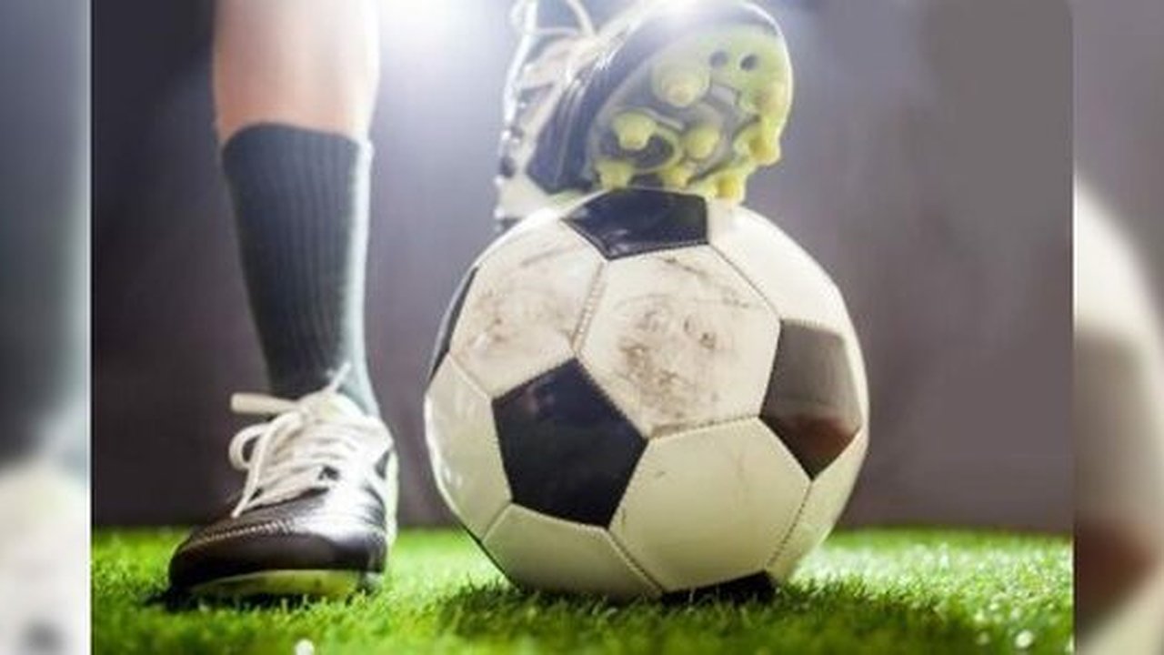 Главная картинка новости: Причины популярности футбола в нашей стране