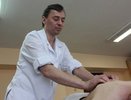 «Беру руки студента и вожу по телу»: как обучают слепых массажистов в Екатеринбурге