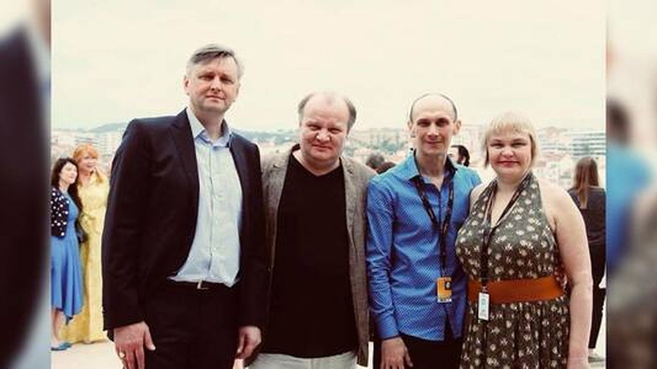 Главная картинка новости: «На красной дорожке мы были в центре внимания»: актеры «Коляда-Театра» представили в Каннах фильм про Донбасс