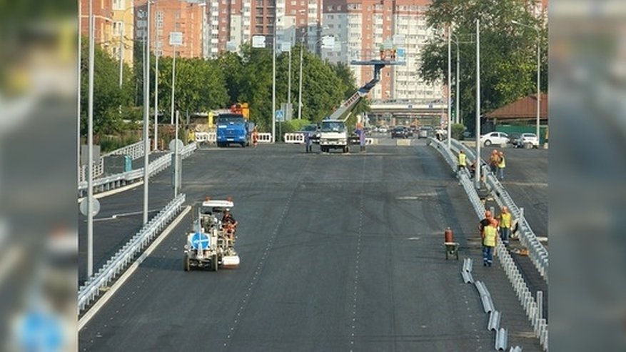 Главная картинка новости: Центральные улицы Екатеринбурга запретили ремонтировать из-за ЧМ