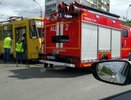 В Екатеринбурге пассажирский автобус протаранил трамвай