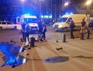 В Екатеринбурге мотоциклист врезался в легковушку с паломниками из Нового Уренгоя