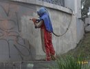 На очистку набережной Городского пруда от граффити и серой краски потратят полмиллиона