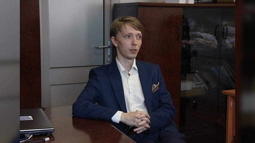 Главная картинка новости: «Это не магия, скорее, околонаучные трюки»: гипнотизер из Екатеринбурга Станислав Малаховский рассказал, как управлять людьми