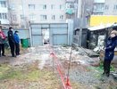 Приставы разобрали забор екатеринбурженки, огородившей чужой участок земли