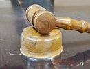 Свердловский облсуд отправил в колонию торговцев изумрудами