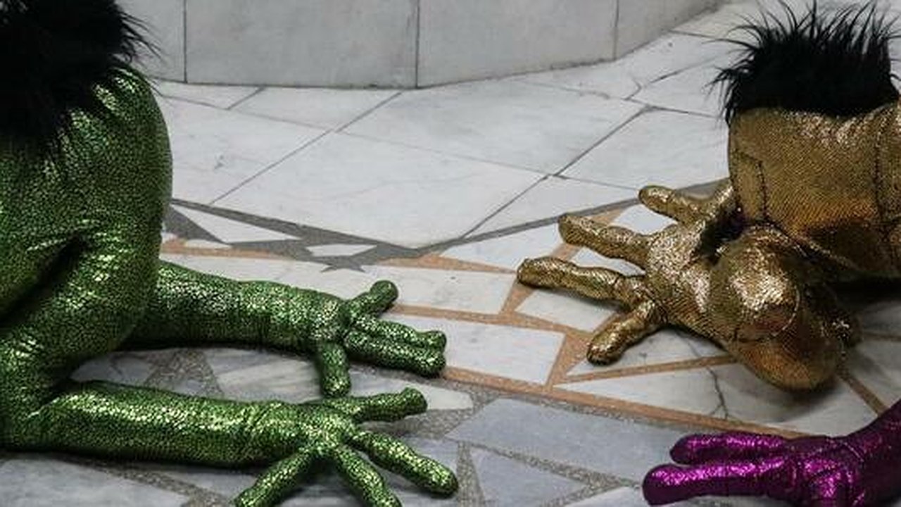 Главная картинка новости: Путешествуем по миру 6-ой индустриальной биеннале с НАШЕЙ