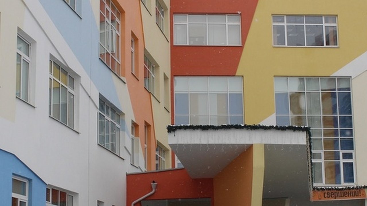 Главная картинка новости: Застройщики пообещали Екатеринбургу 20 новых школ