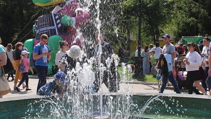 Главная картинка новости: "Напоминает барахолку": депутаты в Екатеринбурге решили, что ЦПКиО работает неэффективно