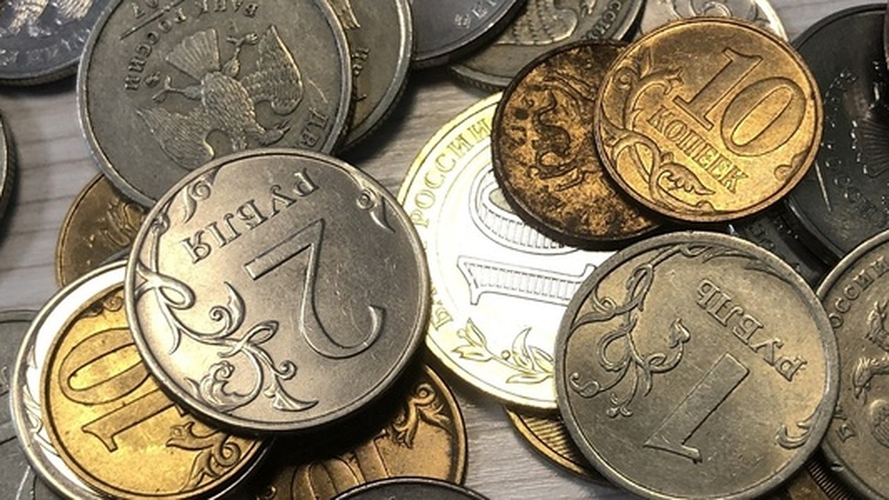 Главная картинка новости: РЭК Свердловской области утвердила повышение тарифов на вывоз мусора