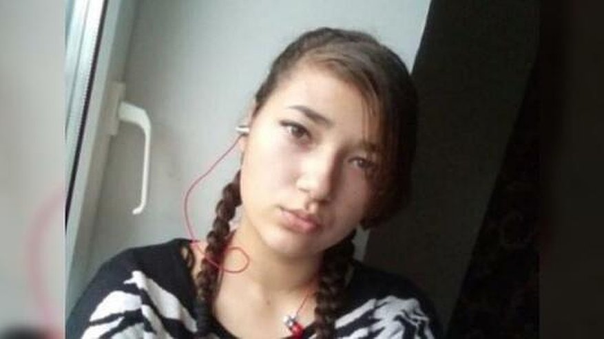 Главная картинка новости: На звонки не отвечает, но сидит в соцсетях: в Нижнем Тагиле ищут глухонемую школьницу