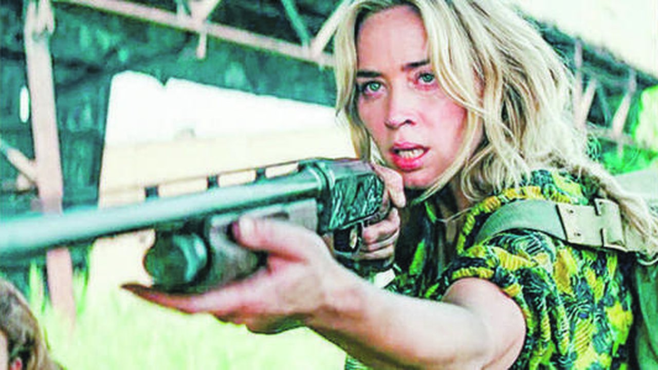 Главная картинка новости: Афиша выходных с 4 по 6 июня в Екатеринбурге: бесплатный детский фестиваль, новинки проката и концерты