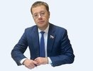 Депутат Госдумы поздравил свердловчан с наступающим Новым годом