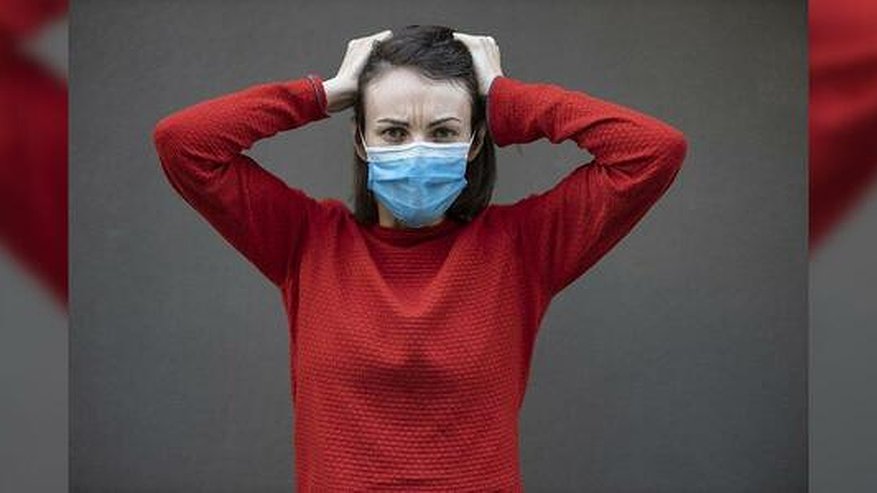 Главная картинка новости: Еще почти 250 уральцев заразились коронавирусом: двое пациентов погибли