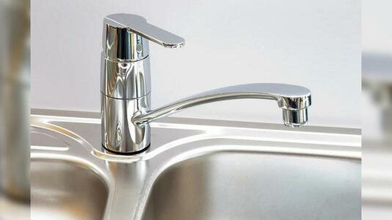 Главная картинка новости: Екатеринбуржцам придется больше платить за воду и канализацию