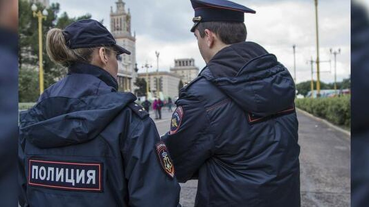 Главная картинка новости: "Взгляд душевнобольного": очередная екатеринбурженка пожаловалась на нападение неадекватного мужчины