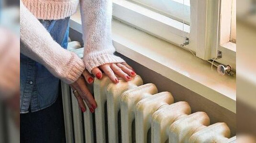 Главная картинка новости: В одном из екатеринбургских районов включили отопление