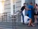 В Краснотурьинске пьяный медик обматерил пациента с переломом и начал душить его жену