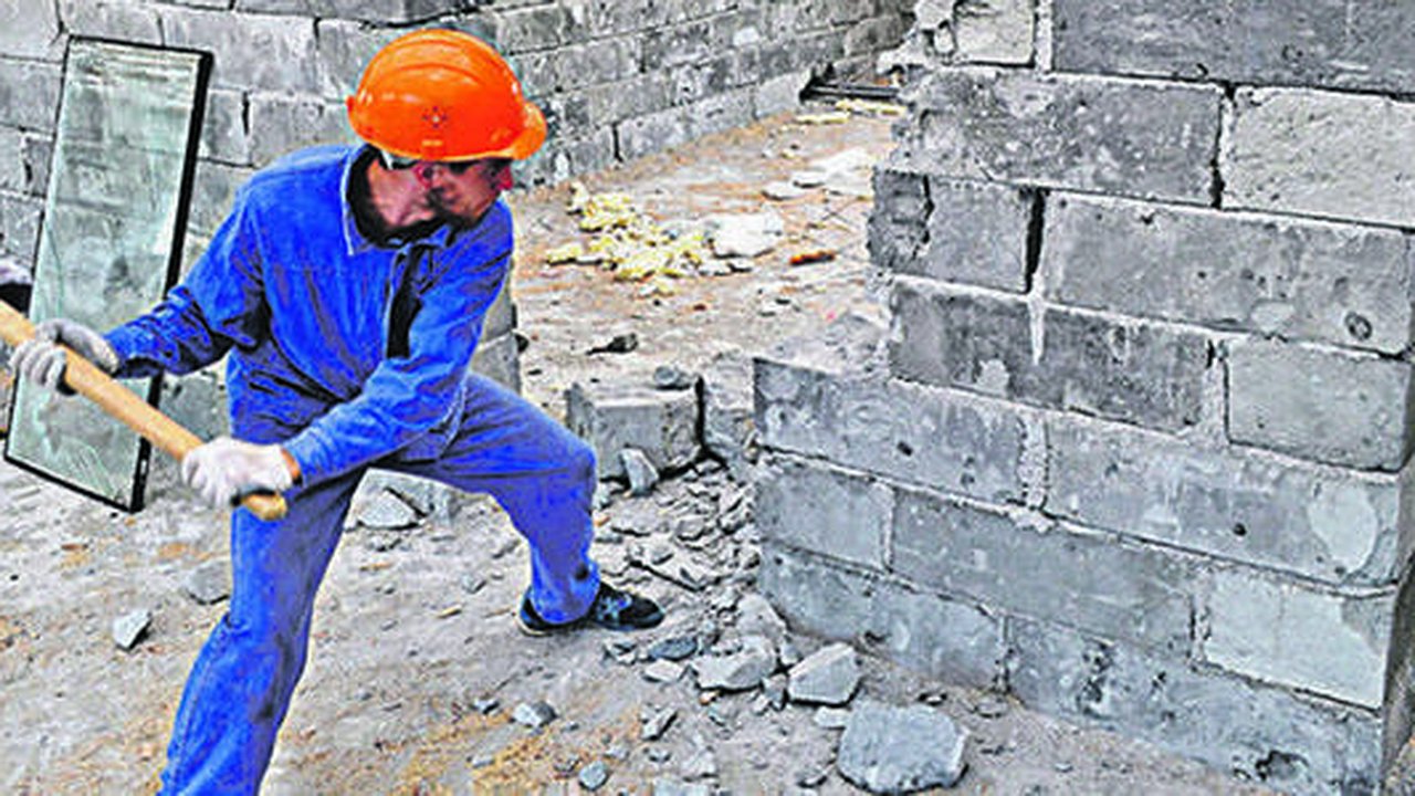 Главная картинка новости: Реновация: за и против