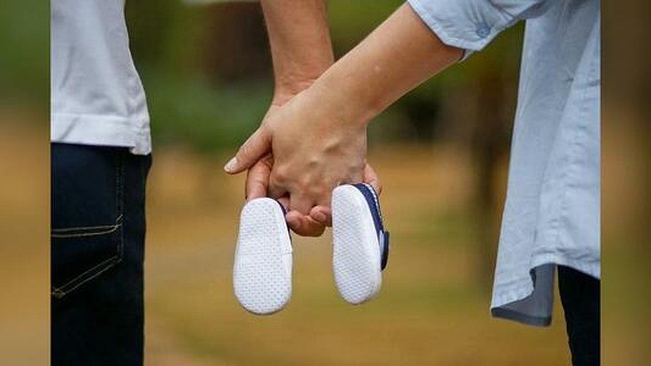 Главная картинка новости: Роддомы Екатеринбурга снова закрываются