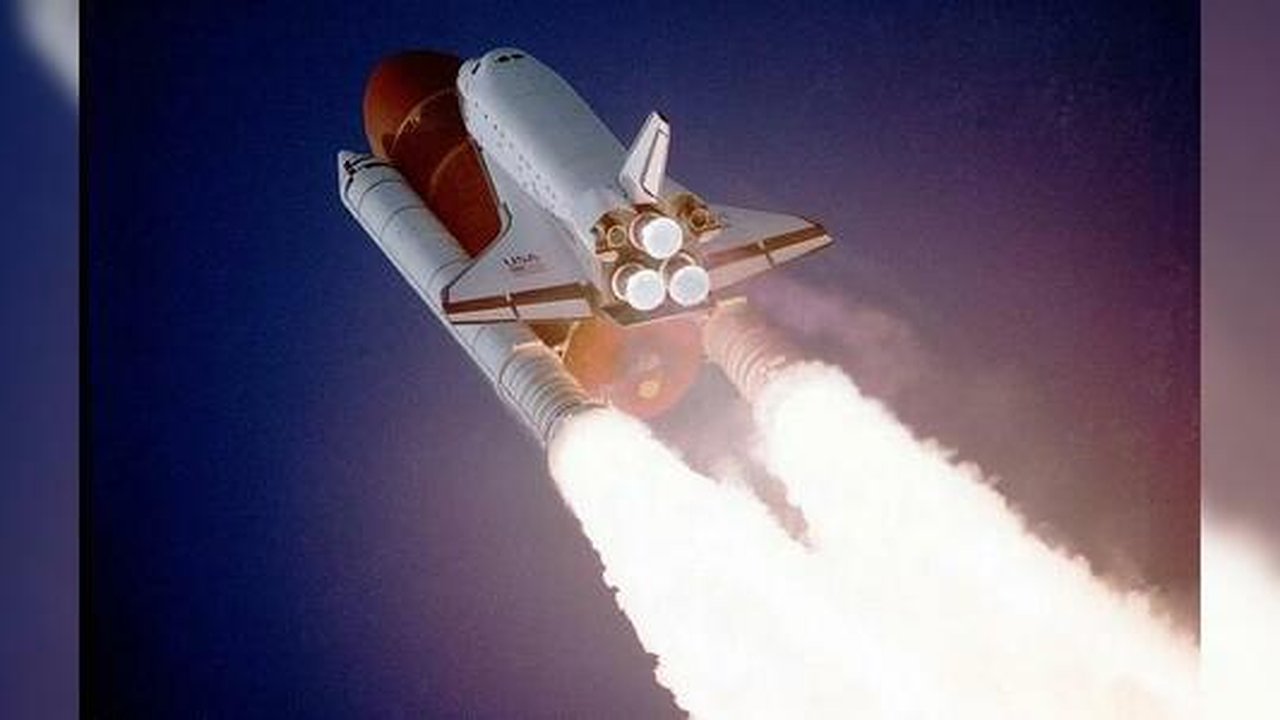 Главная картинка новости: Уральские ученые работают над экологичным топливом для ракет