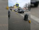 В Екатеринбурге у крупного гипермаркета собрались все экстренные службы