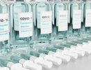 В Екатеринбурге поймали продавца поддельных медотводов от COVID-прививки