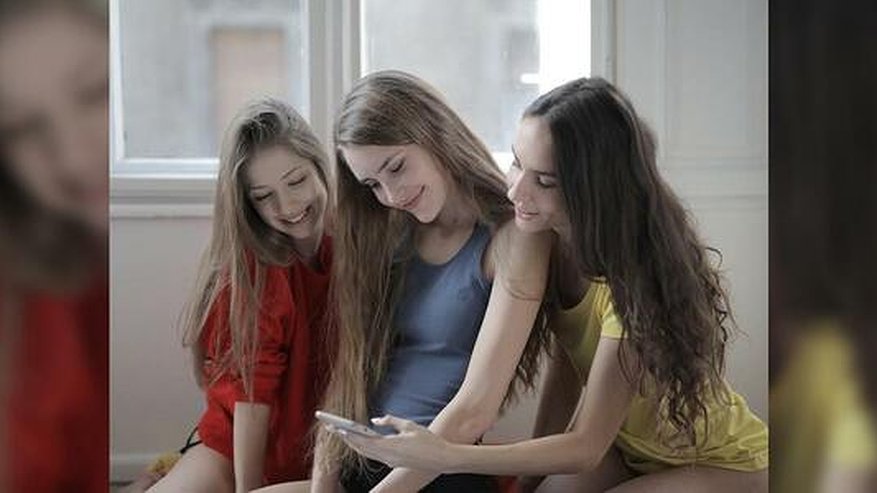 Главная картинка новости: Топ сайтов видеочатов для случайных знакомств