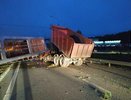 На Челябинском тракте рухнул пешеходный мост: есть погибший