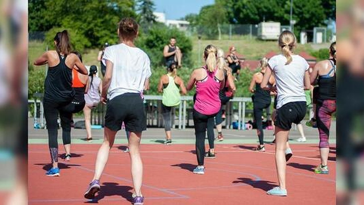 Главная картинка новости: Ученые заявили, что спорт помогает бороться с болезнью Альцгеймера