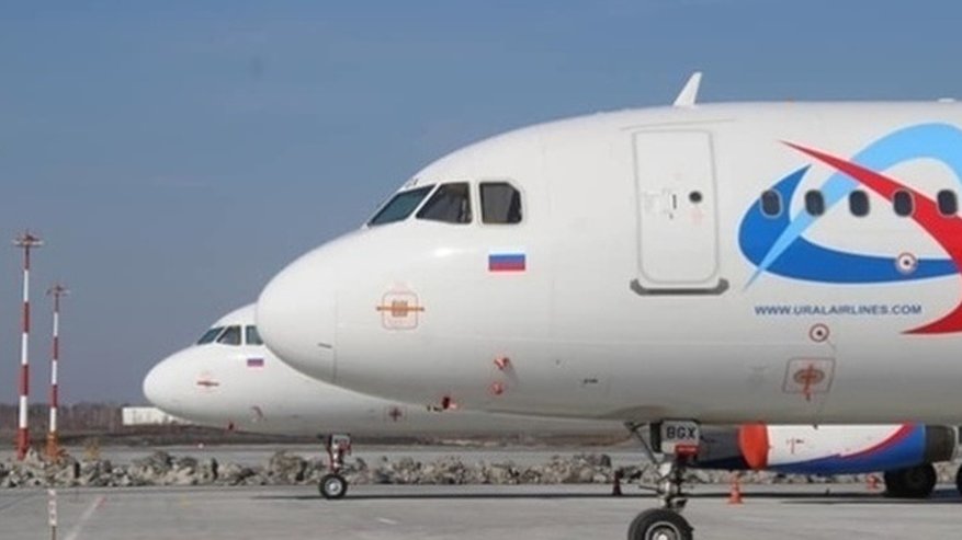 У стюардессы «Уральских авиалиний» прямо во время полета остановилось сердце