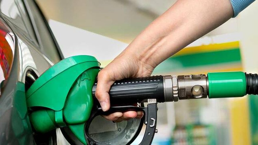 Главная картинка новости: «Нечем заправляться»: в Свердловской области пропал бензин