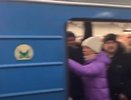 Не спускайтесь туда: в метро Екатеринбурга бешенная давка