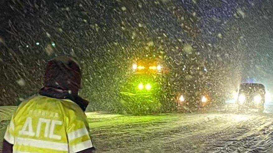 Главная картинка новости: Страшная смертельная авария: на Пермском тракте фура влетела в автобус с людьми
