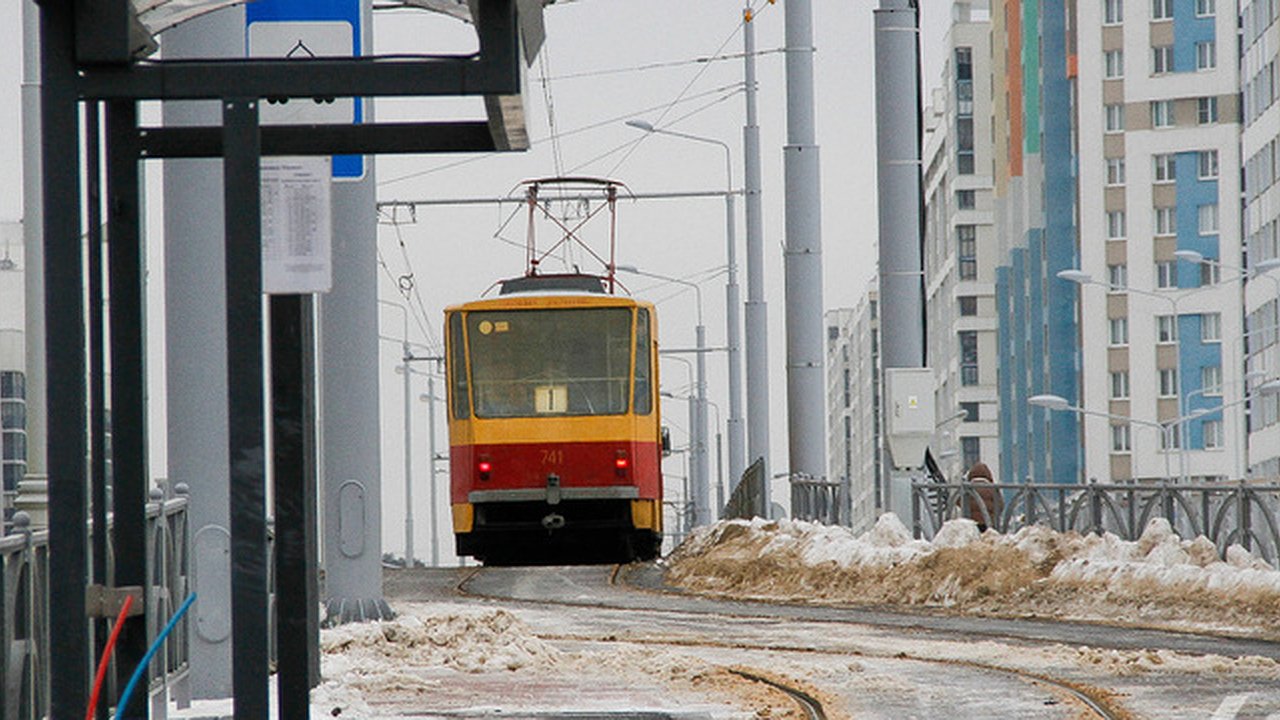 Главная картинка новости: Он проклятый: за неделю на новом маршруте в Академический случилось шесть происшествий