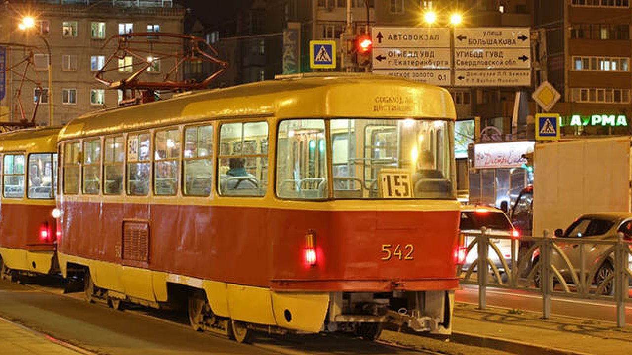 Главная картинка новости: Гортранс закроет движение транспорта на перекрестке улиц 8 Марта и Большакова