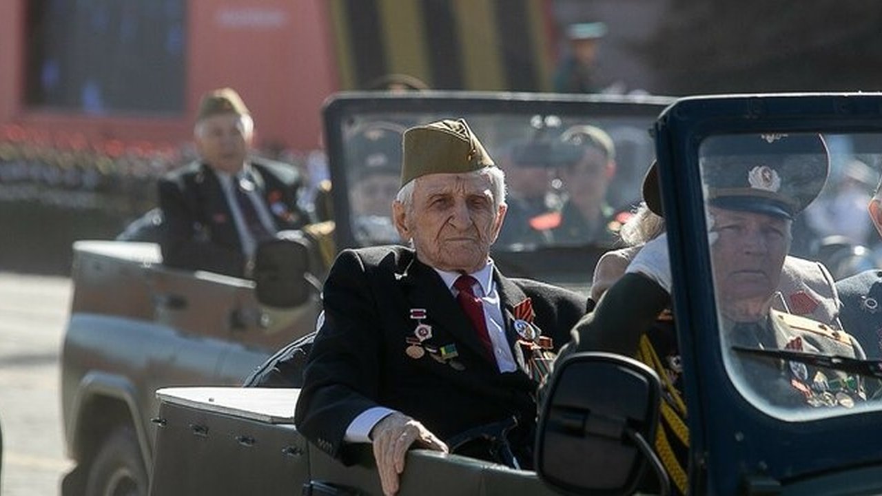 Главная картинка новости: В Екатеринбурге осталось в живых меньше ста ветеранов войны 