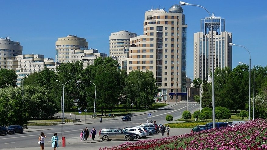 Главная картинка новости: Достаём купальники: в Екатеринбург идёт долгожданное тепло