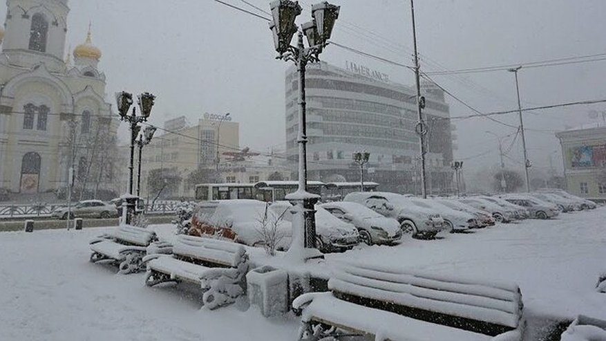 Зима вернулась: Екатеринбург завалит снегом