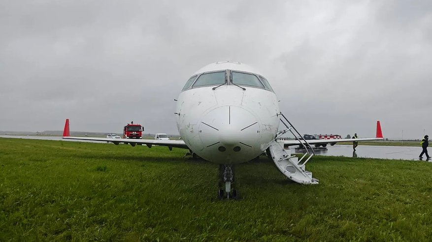 Раскрыта причина жесткой посадки самолета в екатеринбуржском аэропорту