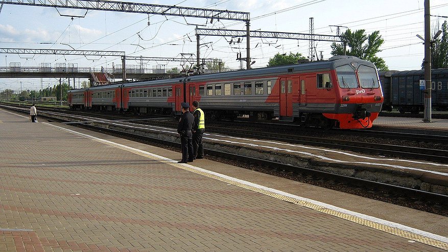 Электропоезд «Каменск-Уральский — Екатеринбург» дважды задымился во время движения
