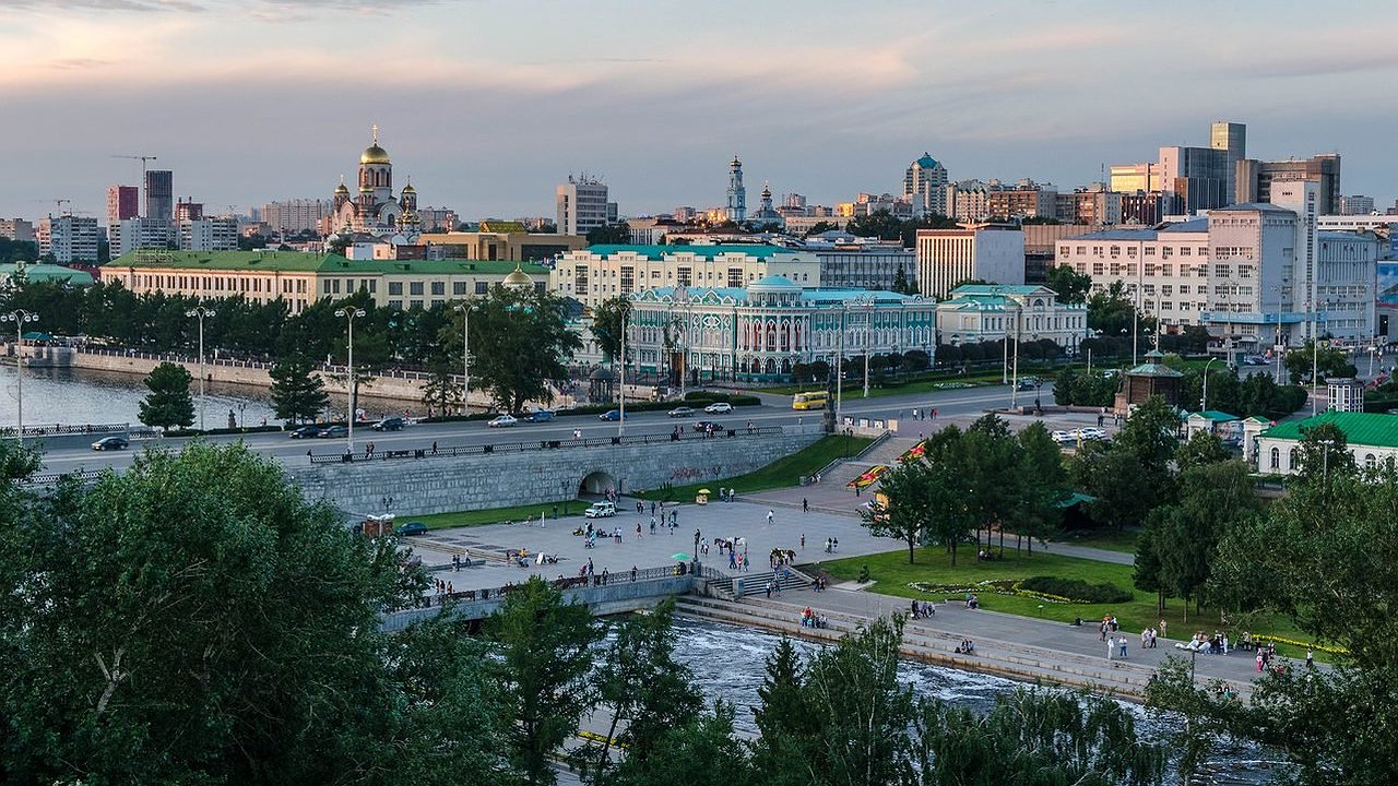 Главная картинка новости: Выходные в Екатеринбурге: от джаза до фестивалей и незабываемых шоу