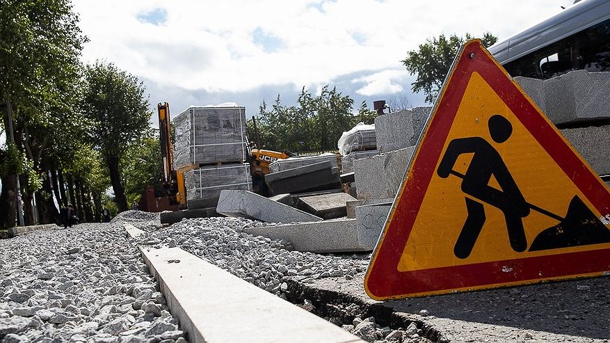 В Екатеринбурге на месяц перекроют улицу Мусорского